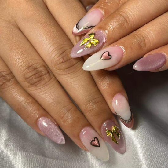 NAIL ART